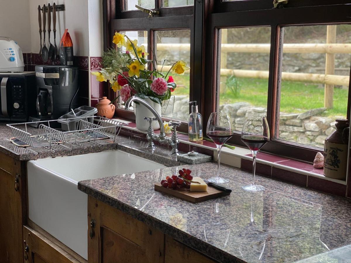 Beautiful Secluded Farmhouse With Hot Tub Villa Barmouth Luaran gambar